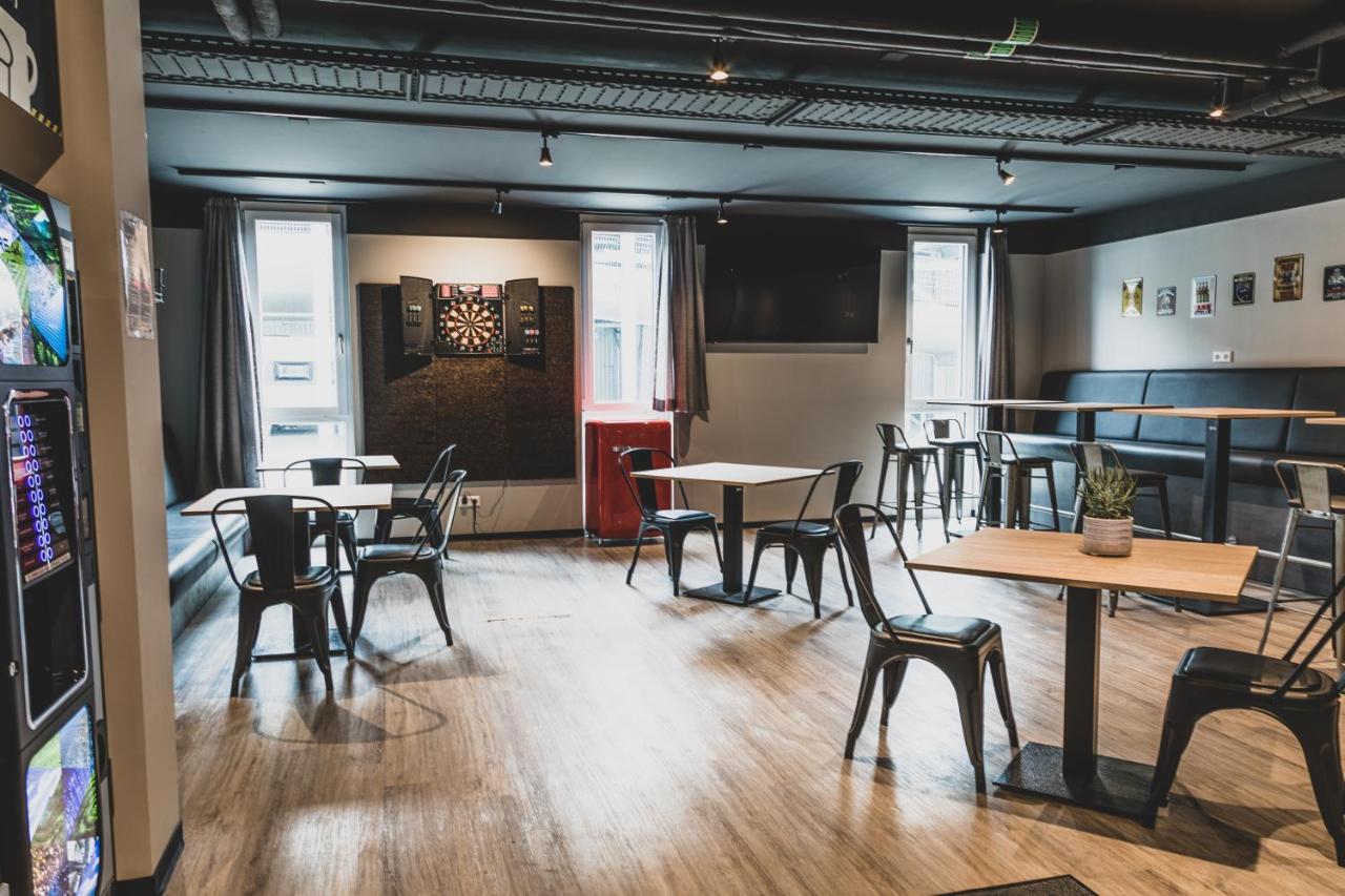 Korntal-Münchingen Das Schlafwerk Stuttgart-Nord Volldigitales Hotel-Self-Check In - Keine Rezeption-Lowbudget-Cashless المظهر الخارجي الصورة